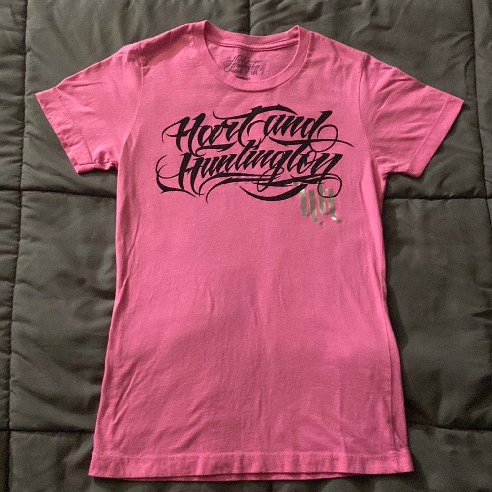 Hart and Huntington tee. Fabric is 100% cotton and is very soft and comfortable.